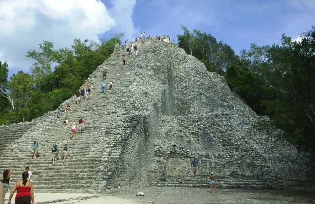 Monta a las piramides